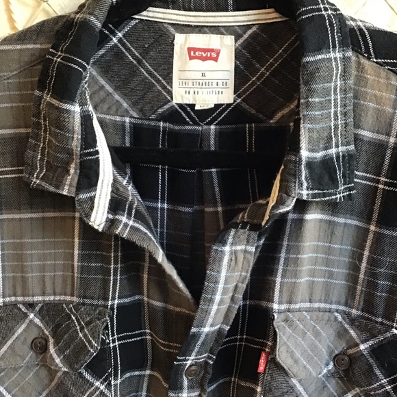 Top - Picture 3 of 4